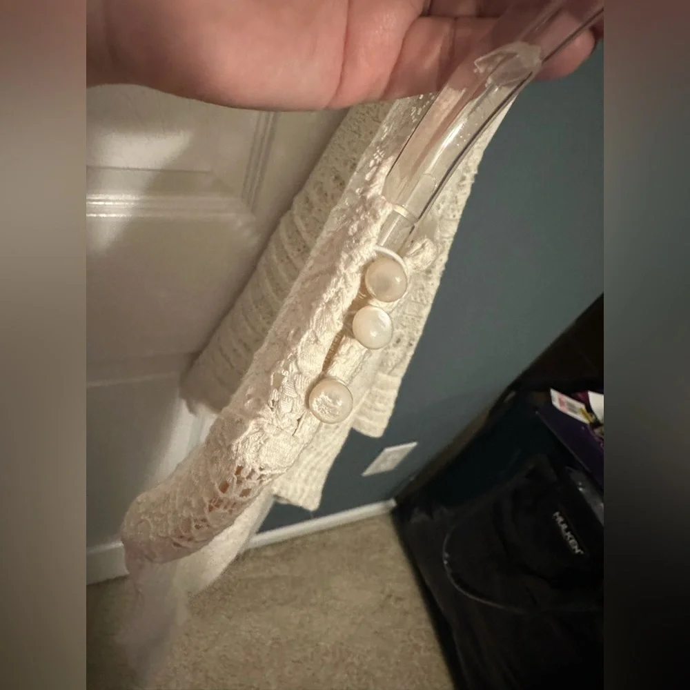 Sezane Cream Lace Top - Picture 5 of 7